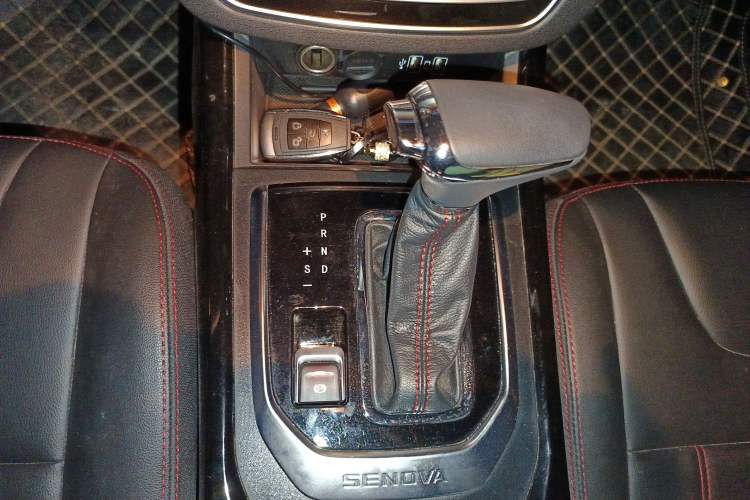 Used BAIC Beijing X5 2019 1.5T CVT New Smart Version China VI Emission Standard Gear Lever