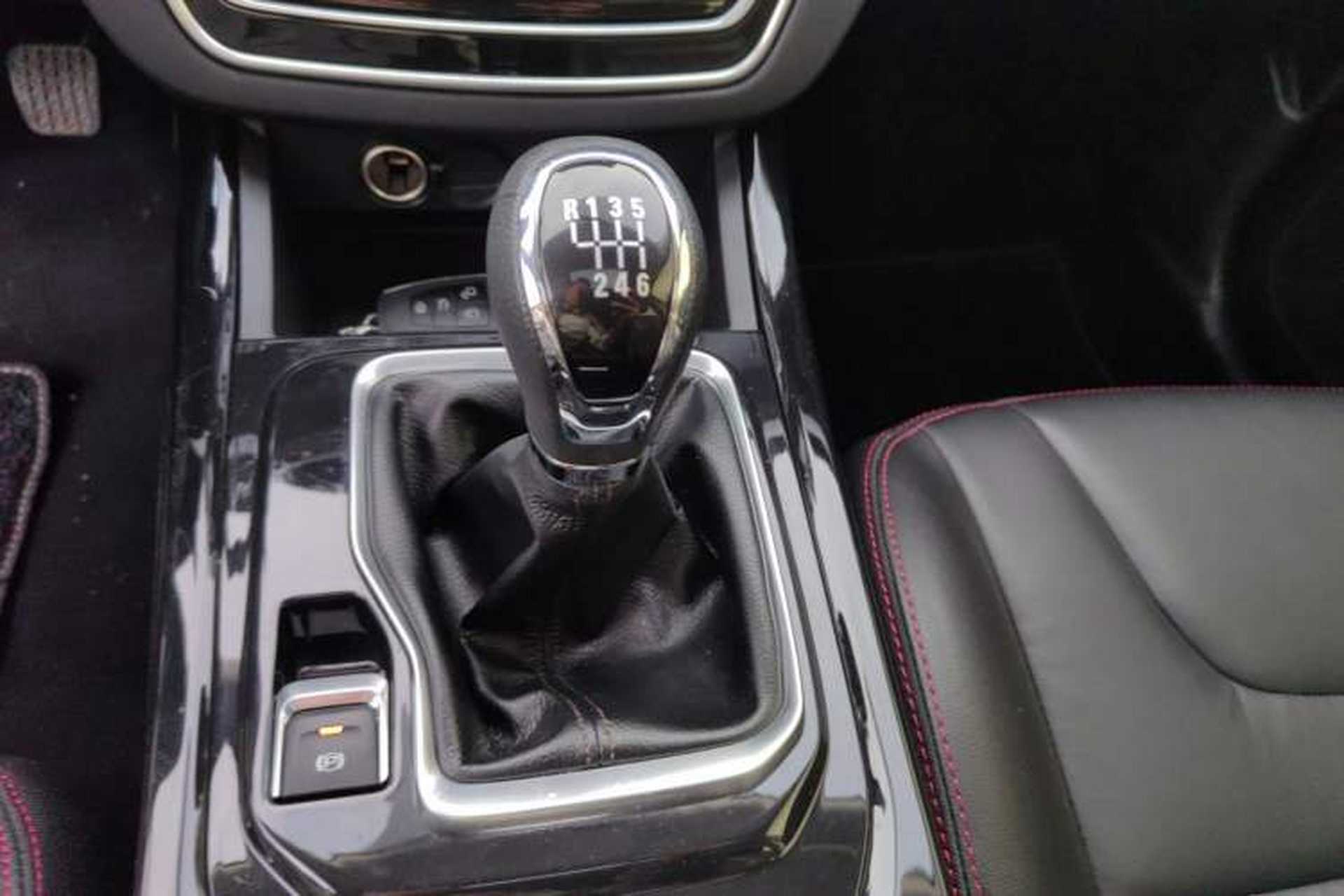 Used BAIC Beijing X5 2019 1.5T Manual Elite Edition China VI Gear Lever
