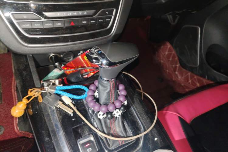 Used BAIC Beijing X5 2019 1.5T CVT Elite Version China VI Gear Lever