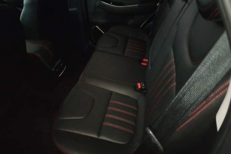 Used BAIC Beijing X5 2019 1.5T CVT New Smart Version China VI Emission Standard Interior 4