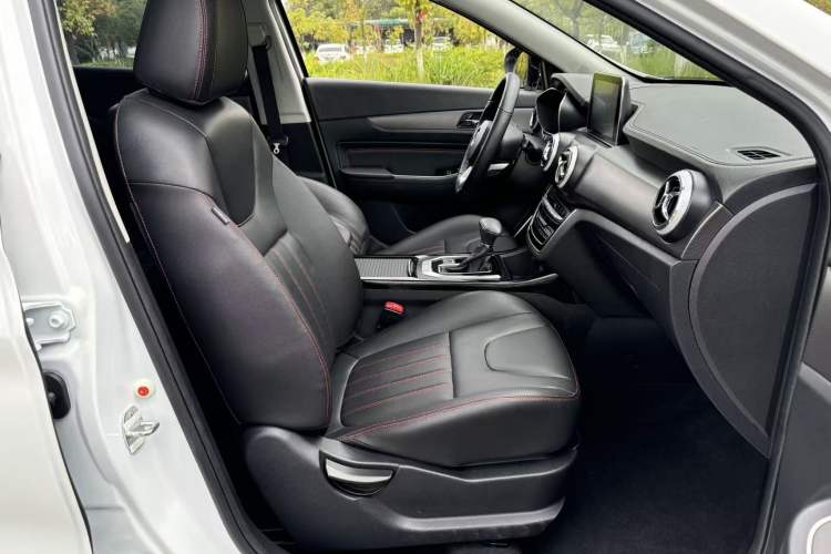 Used BAIC Beijing X5 2019 1.5T CVT New Smart Version China VI Emission Standard Interior 9