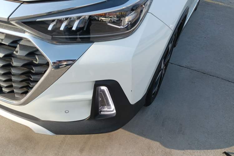 Used BAIC Beijing X5 2019 1.5T CVT Elite Version China VI Left Front Headlight