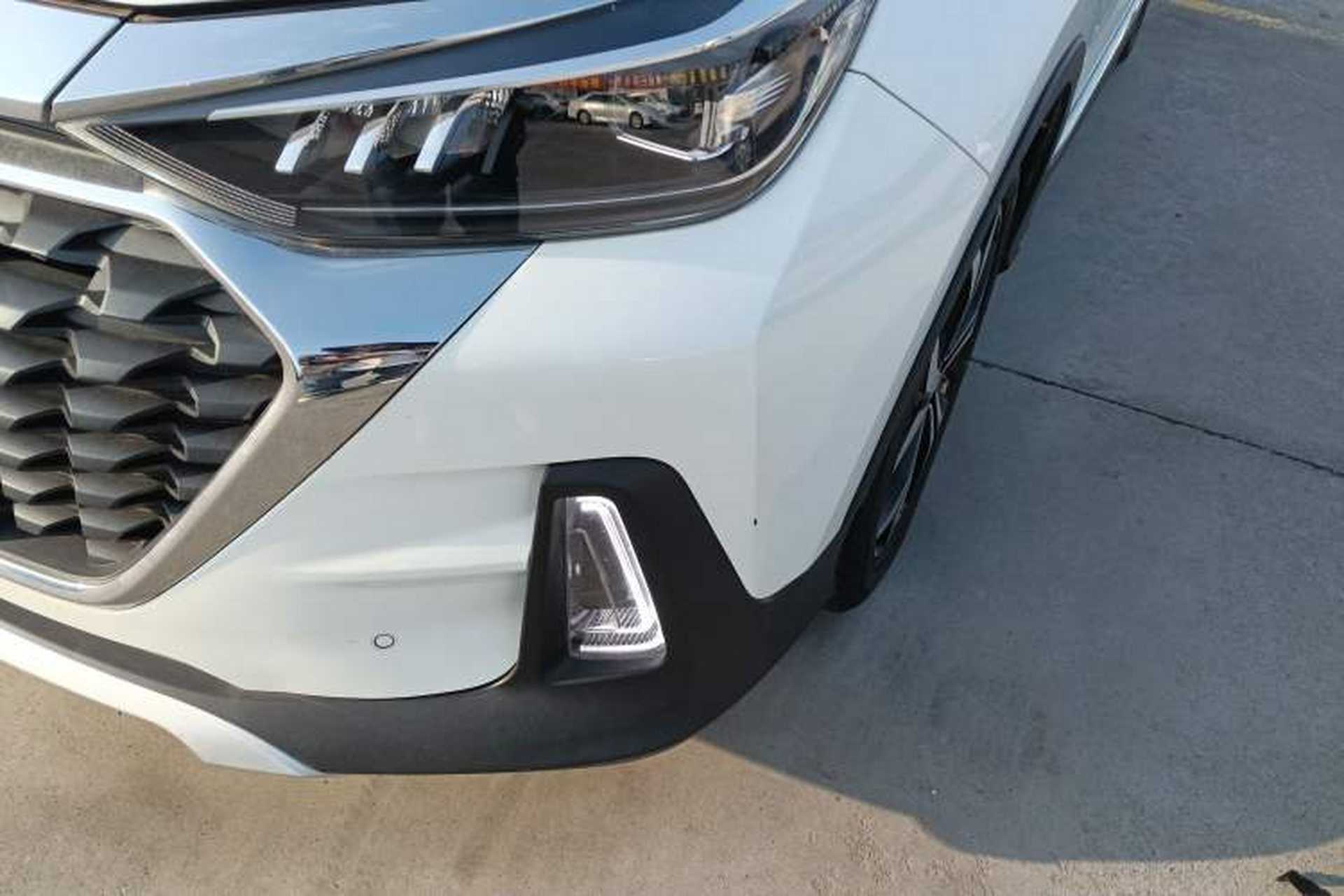 Used BAIC Beijing X5 2019 1.5T CVT Elite Version China VI Left Front Headlight