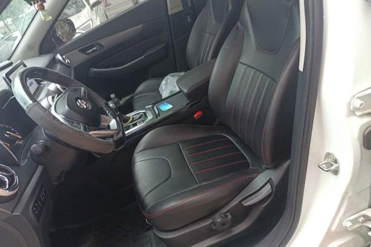 Used BAIC Beijing X5 2019 1.5T CVT Elite Version China VI Left Front Seat