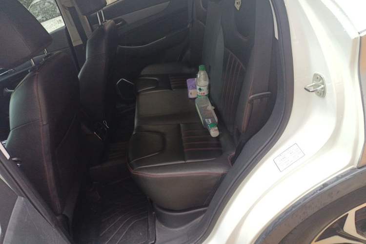Used BAIC Beijing X5 2019 1.5T CVT Elite Version China VI Left Rear Seat