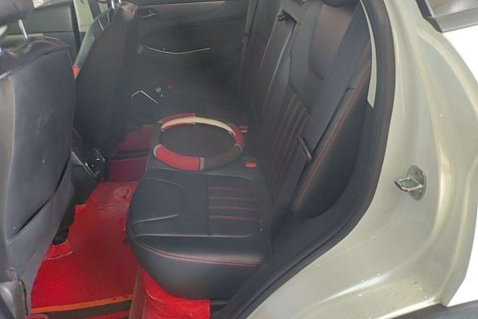 Used BAIC Beijing X5 2019 1.5T CVT New Smart Version China VI Emission Standard Left Rear Seat