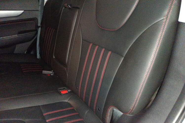 Used BAIC Beijing X5 2019 1.5T CVT New Smart Version China VI Emission Standard Left Rear Seat