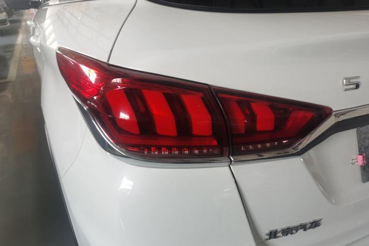 Used BAIC Beijing X5 2019 1.5T Manual Advance Edition China VI Left Rear Taillight