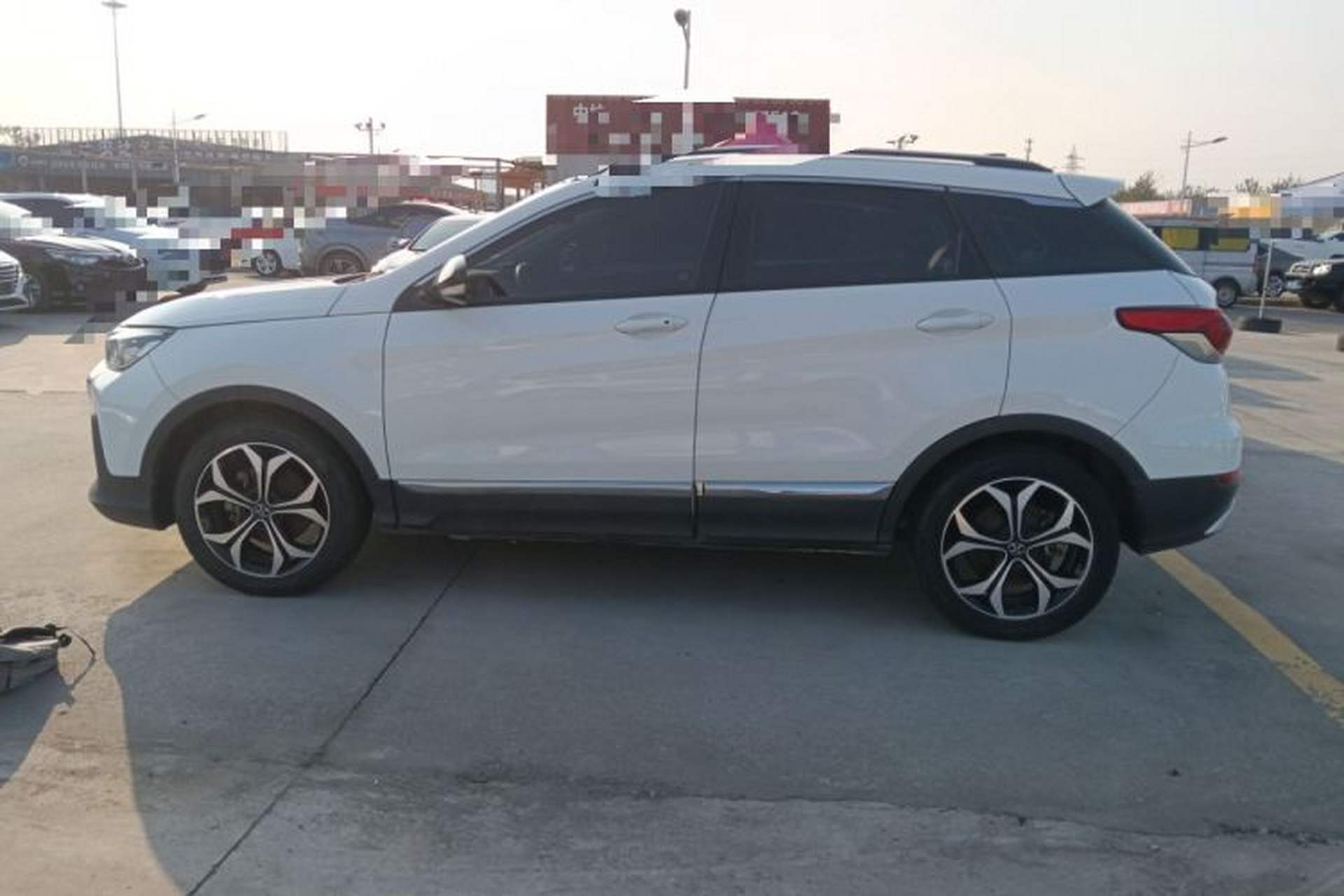 Used BAIC Beijing X5 2019 1.5T CVT Elite Version China VI Left Side