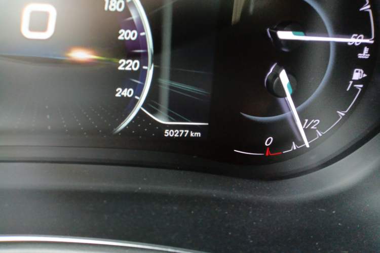Used BAIC Beijing X5 2019 1.5T CVT New Smart Version China VI Emission Standard Odometer Close Up