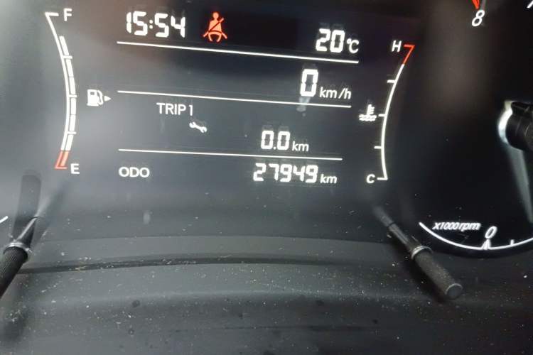 Used BAIC Beijing X5 2019 1.5T Manual Elite Edition China VI Odometer Close Up