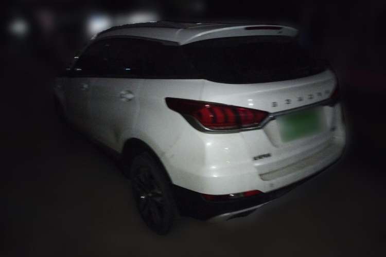 Used BAIC Beijing X5 2019 1.5T Manual Advance Edition China VI Rear Left 45 Deg