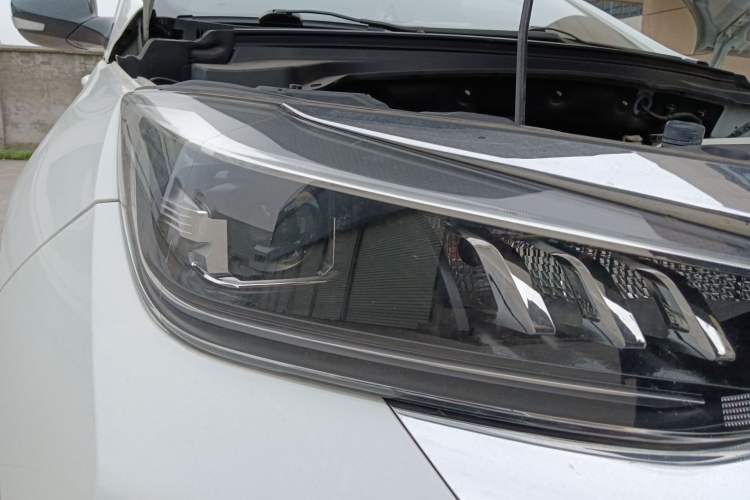 Used BAIC Beijing X5 2019 1.5T Manual Elite Edition China VI Right Front Headlight