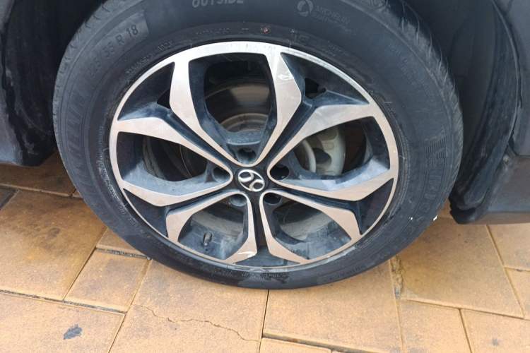 Used BAIC Beijing X5 2019 1.5T CVT Elite Version China VI Right Front Wheel Hub