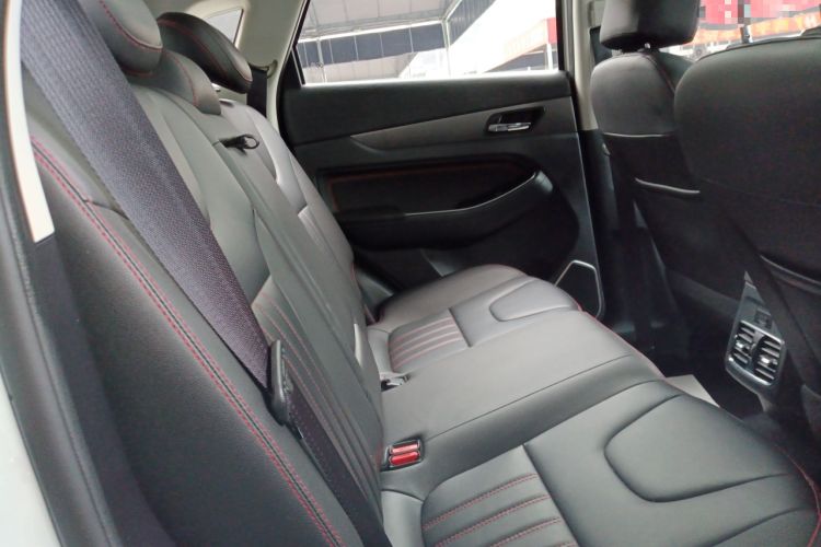 Used BAIC Beijing X5 2019 1.5T CVT New Smart Version China VI Emission Standard Right Rear Seat