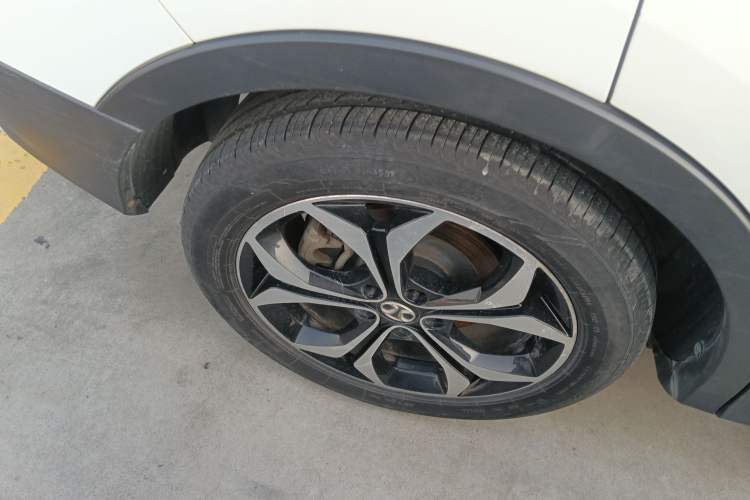 Used BAIC Beijing X5 2019 1.5T CVT Elite Version China VI Right Rear Wheel Hub
