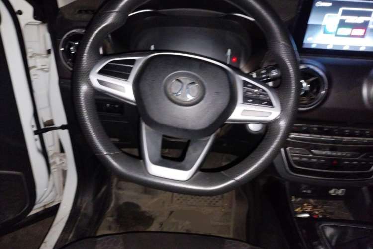 Used BAIC Beijing X5 2019 1.5T Manual Advance Edition China VI Steering Wheel