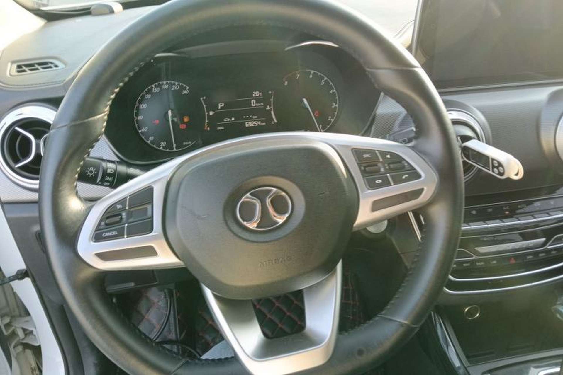 Used BAIC Beijing X5 2019 1.5T CVT Elite Version China VI Steering Wheel