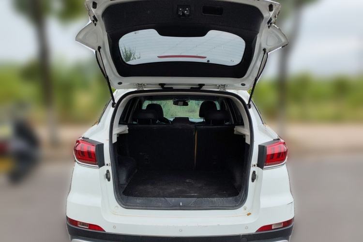 Used BAIC Beijing X5 2019 1.5T CVT New Smart Version China VI Emission Standard Trunk