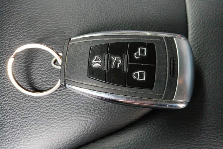 Used BAIC Beijing X5 2019 1.5T CVT New Smart Version China VI Emission Standard Vehicle Key