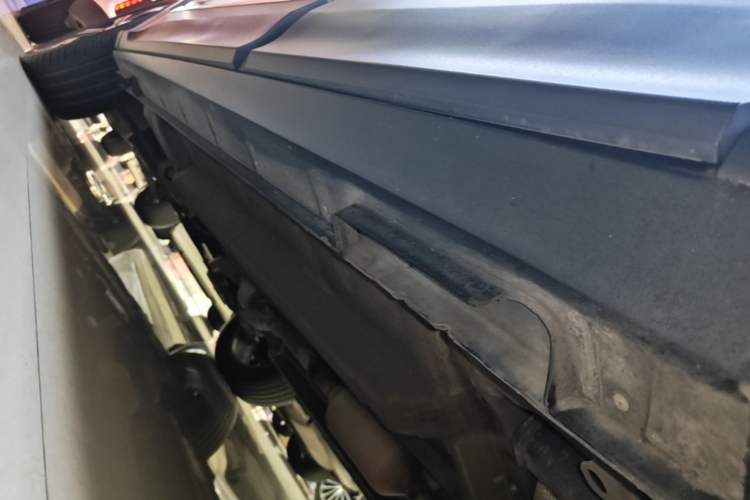 Used BAIC Beijing X5 2020 1.5T CVT Elite Version China VI Emission Standard Left Side Sill