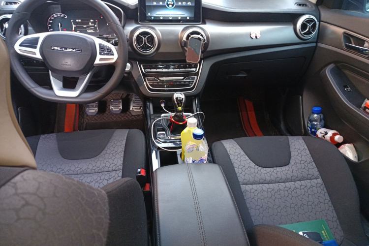 Used BAIC Beijing X5 2020 1.5T Manual Advance Edition China VI Center Console