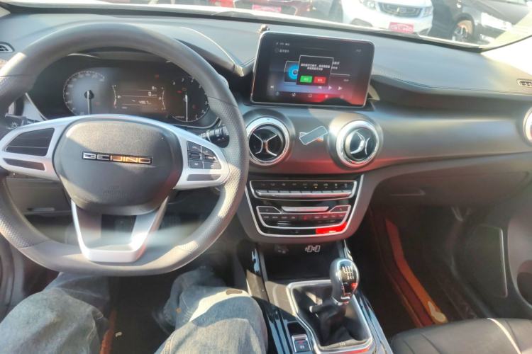 Used BAIC Beijing X5 2020 1.5T Manual Advance Edition China VI Center Console