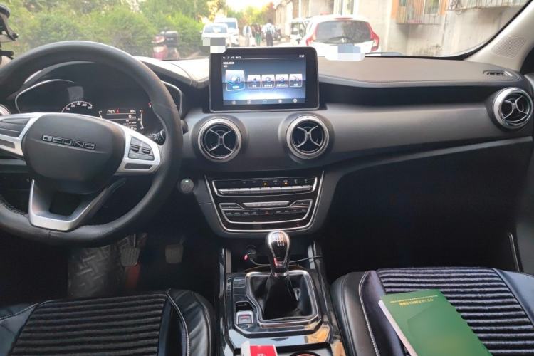 Used BAIC Beijing X5 2020 1.5T Manual Advance Edition China VI Center Console