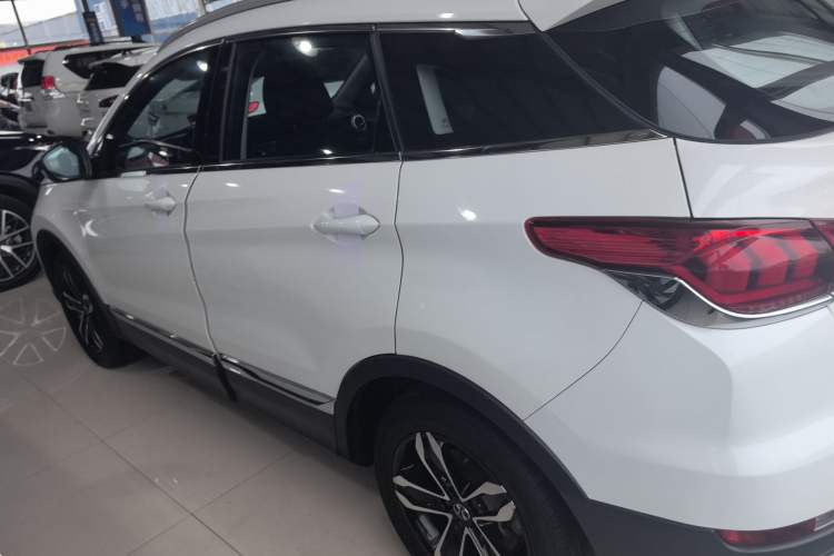 Used BAIC Beijing X5 2020 1.5T Manual Advance Edition China VI Exterior 5