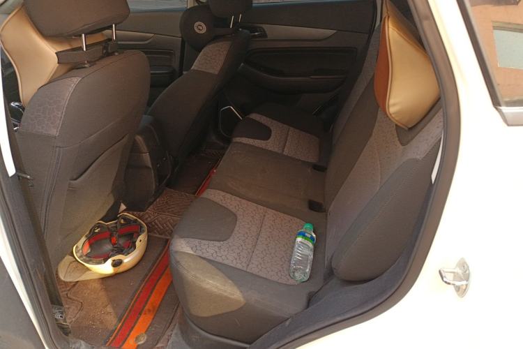 Used BAIC Beijing X5 2020 1.5T Manual Advance Edition China VI Left Rear Seat