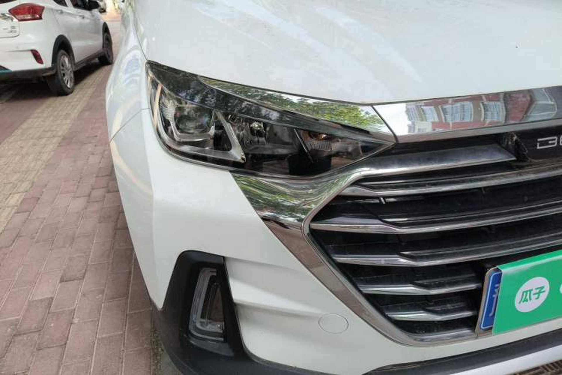 Used BAIC Beijing X5 2020 1.5T Manual Advance Edition China VI Right Front Headlight