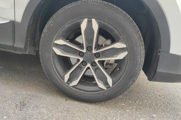 Used BAIC Beijing X5 2020 1.5T Manual Advance Edition China VI Right Front Wheel Hub