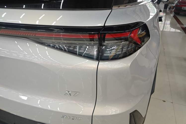 Used BAIC Beijing X7 2023 1.5TD DCT Super Enjoyment+ Version Exterior 6