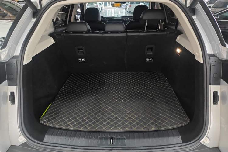 Used BAIC Beijing X7 2023 1.5TD DCT Super Enjoyment+ Version Trunk