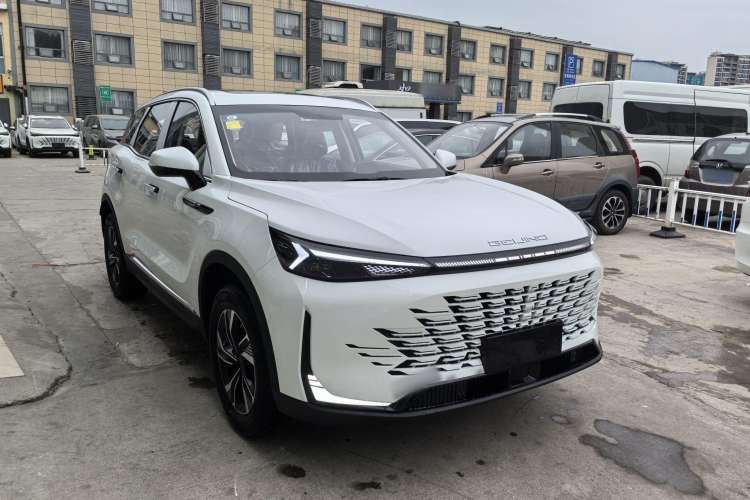 Used BAIC Beijing X7 2023 1.5TD DCT Premium+ Edition Exterior 2