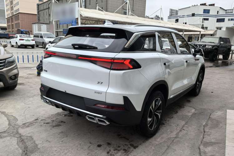Used BAIC Beijing X7 2023 1.5TD DCT Premium+ Edition Exterior 5