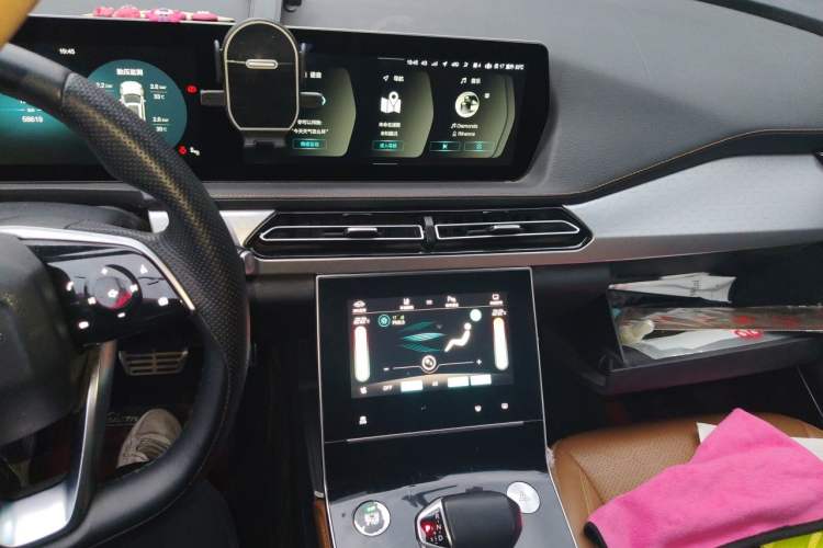 Used BAIC Beijing X7 2020 1.5TD DCT Trendy Edition Audio And AC Panel