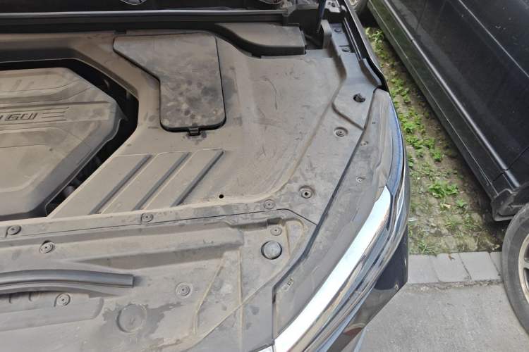 Used BAIC Beijing X7 2020 1.5TD DCT Leading Edition Engine Bay Left