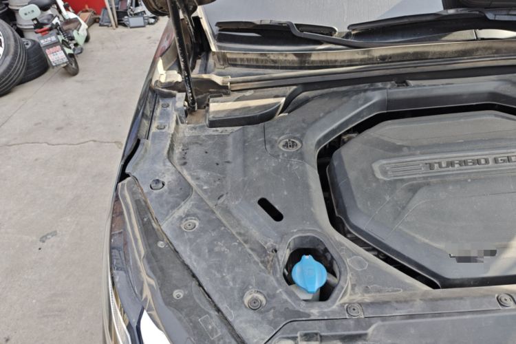 Used BAIC Beijing X7 2020 1.5TD DCT Leading Edition Engine Bay Right