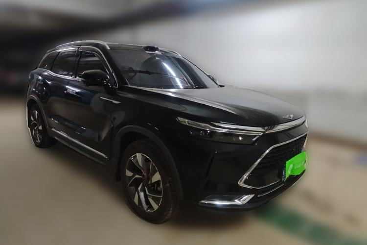 Used BAIC Beijing X7 2020 1.5TD DCT Leading Edition Front Right 45 Deg