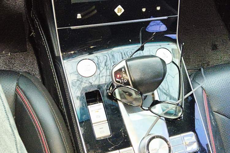 Used BAIC Beijing X7 2020 1.5TD DCT ZhiShang Edition Gear Lever