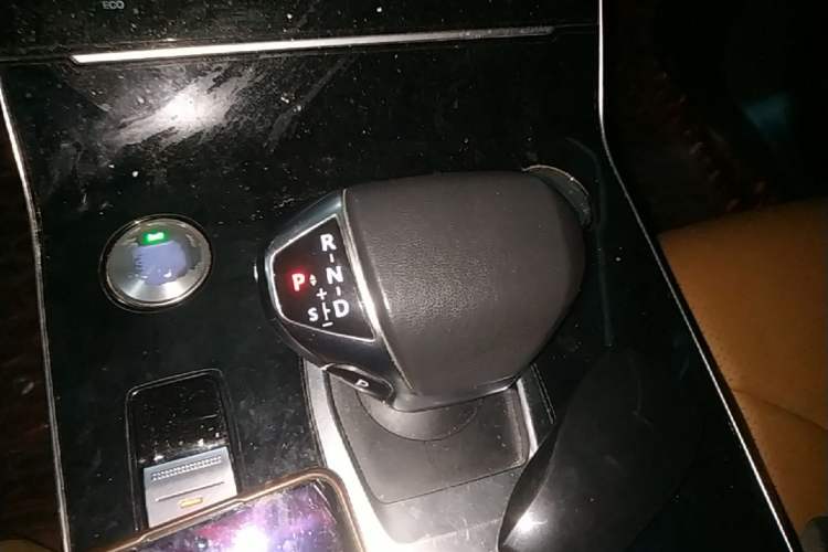 Used BAIC Beijing X7 2020 1.5TD DCT Leading Edition Gear Lever