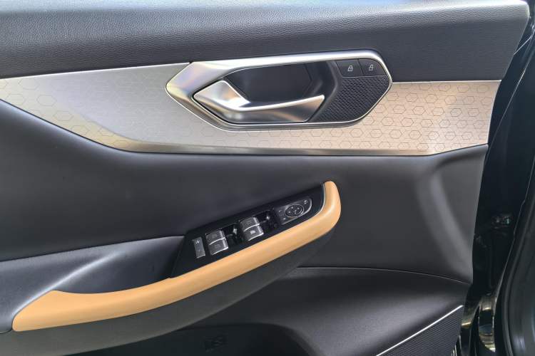 Used BAIC Beijing X7 2020 1.5TD DCT Leading Edition Interior 4