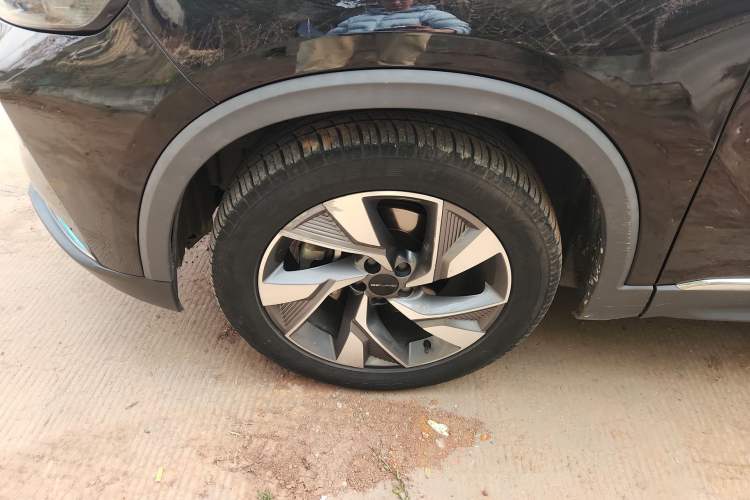 Used BAIC Beijing X7 2020 1.5TD DCT Leading Edition Left Front Wheel Hub