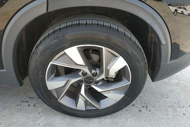 Used BAIC Beijing X7 2020 1.5TD DCT Trendy Edition Left Rear Wheel Hub