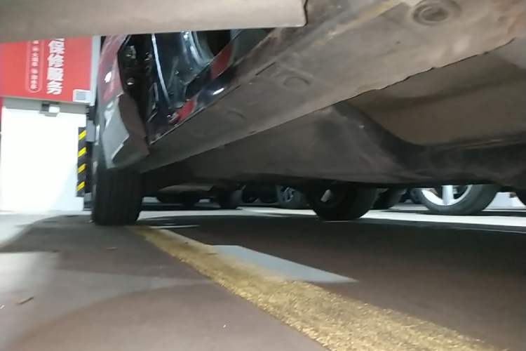 Used BAIC Beijing X7 2020 1.5TD DCT Leading Edition Right Side Sill