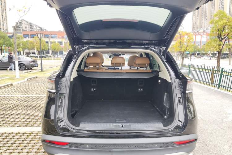 Used BAIC Beijing X7 2020 1.5TD DCT Leading Edition Trunk