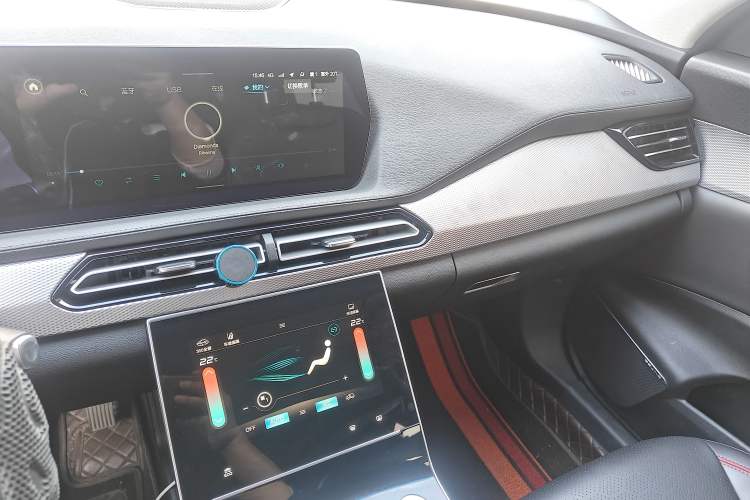 Used BAIC Beijing X7 2020 1.5TD DCT ZhiShang Edition Audio And AC Panel