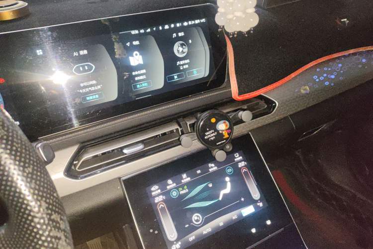 Used BAIC Beijing X7 2020 1.5TD DCT Leading Edition Audio And AC Panel