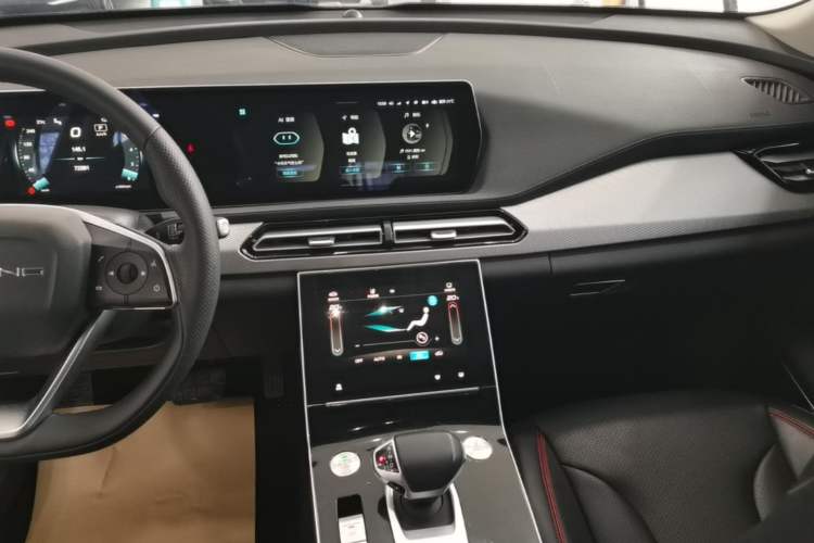Used BAIC Beijing X7 2020 1.5TD DCT ZhiShang Edition Audio And AC Panel